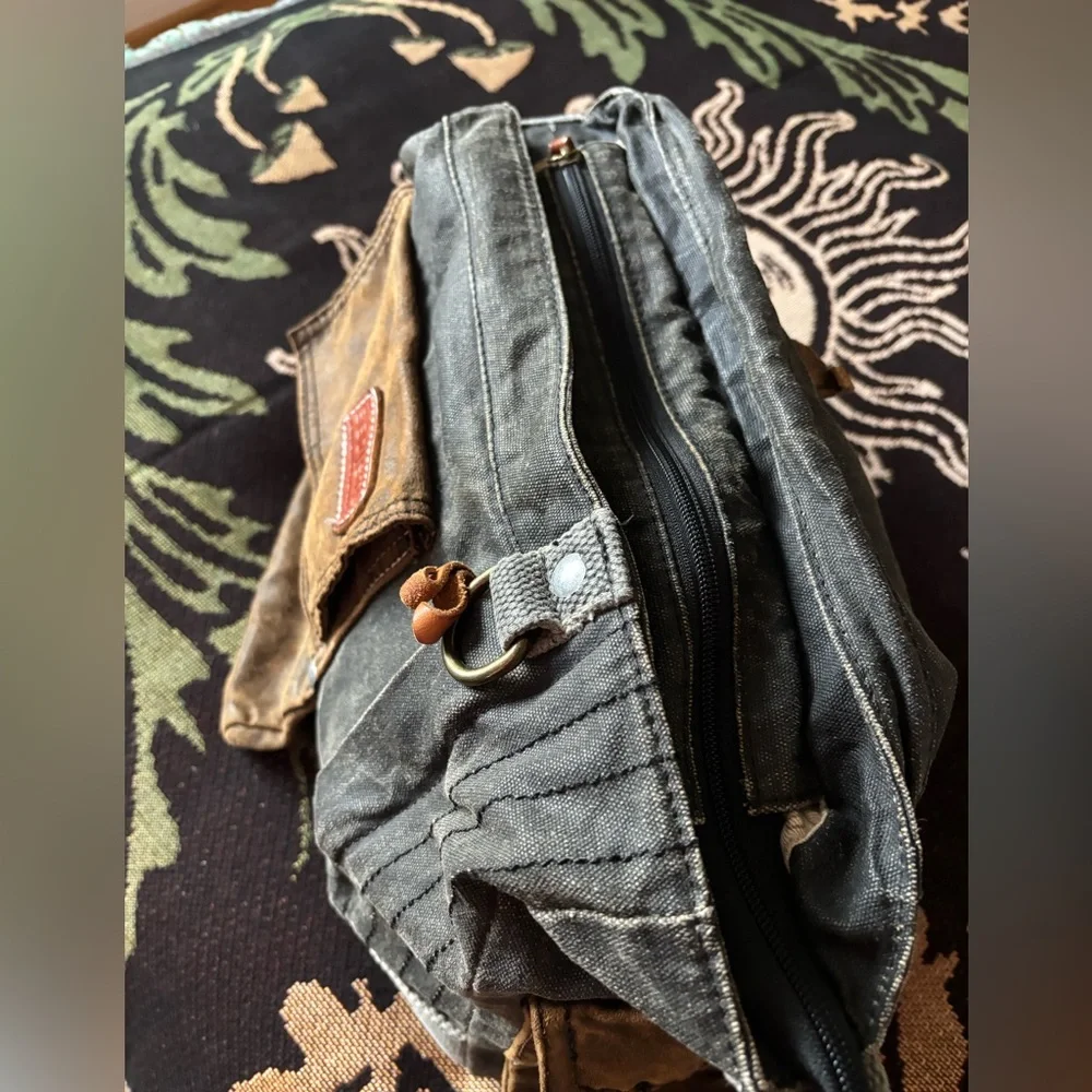 Bed/Stu Black and Brown Crossbody Bag - Picture 5 of 8